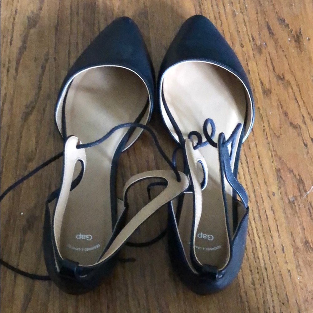 Black Flats never worn